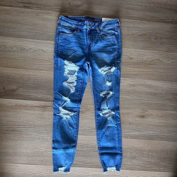 NWT! NEW! American Eagles Outfitter Distressed Blue Jeans Size 10, 12, 14 Only - Picture 4 of 7